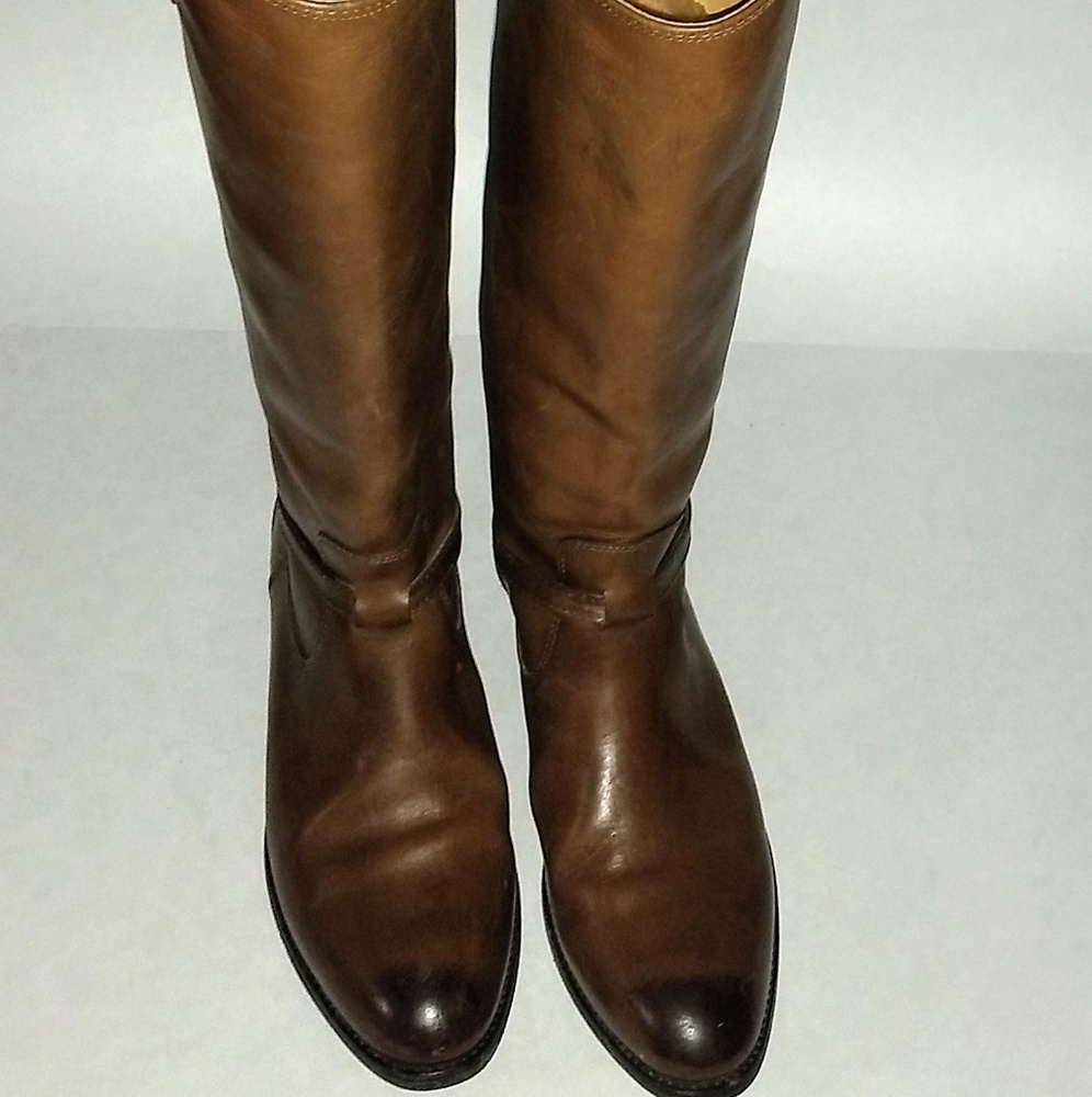 Frye Lindsey Dark Brown Boots